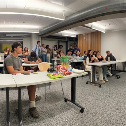 Stouffer Steering participants meeting to coordinate House activities