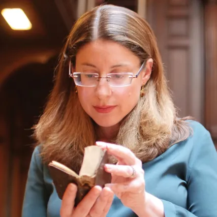 Emily Steiner reading a book