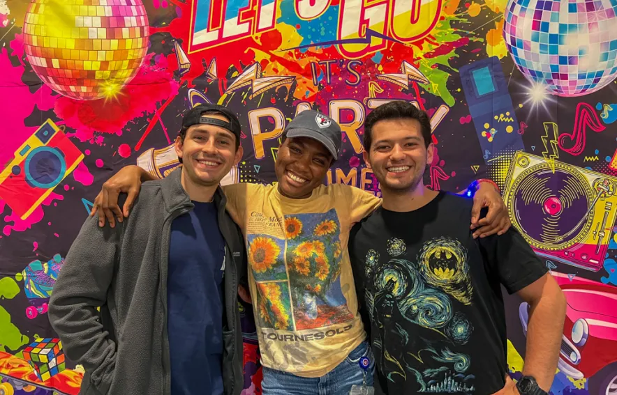 Harrison students enjoy a 90's dance party